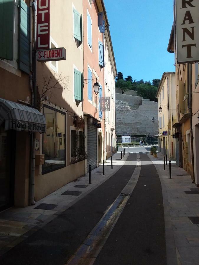 Saint Florent Hotel 2*